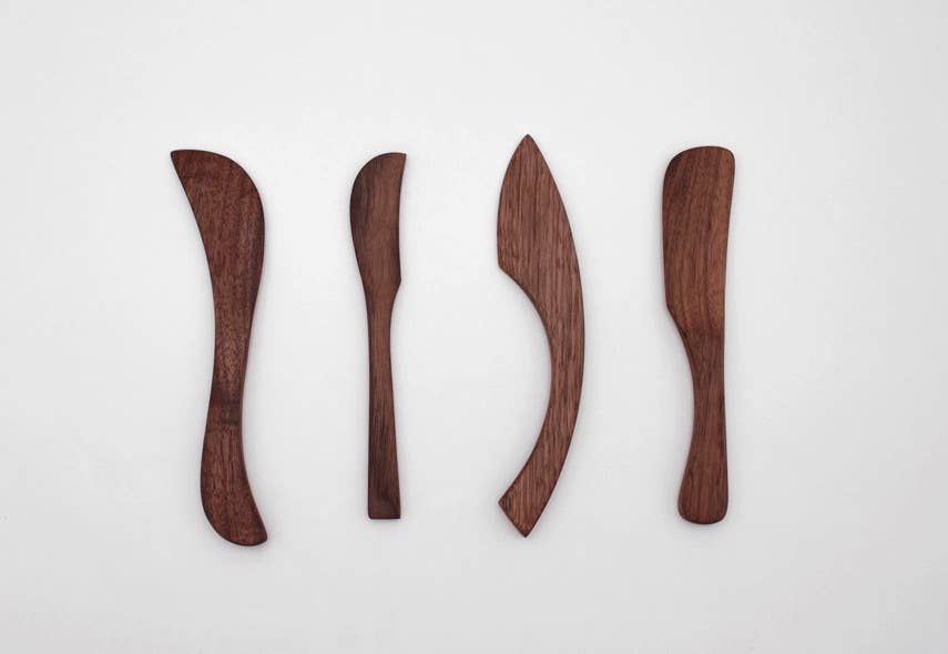 Walnut Wood Rounded Spreader - 6"