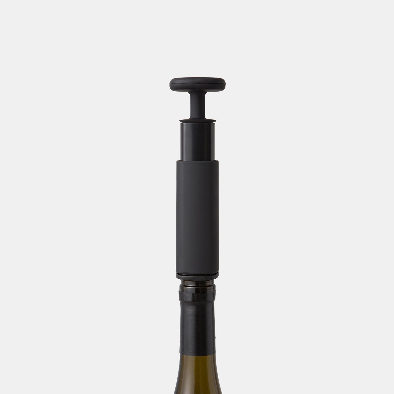 Wine Preserver Pump w/ Stoppers